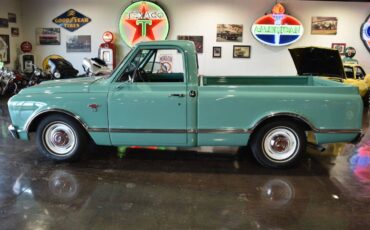 Chevrolet-c10-1967-green