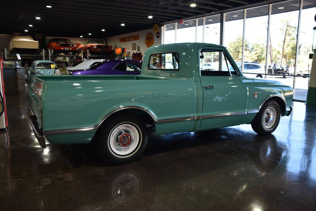 Chevrolet-c10-1967-green-6