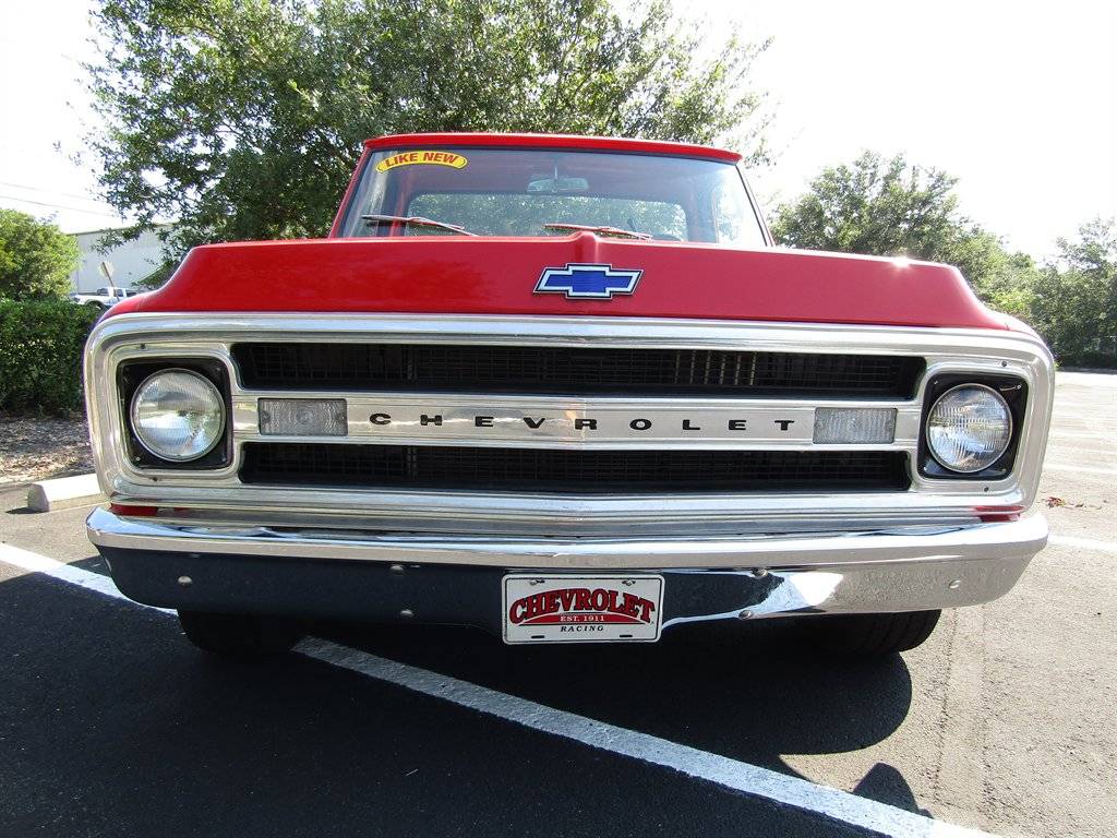 Chevrolet-c10-1970-red-9