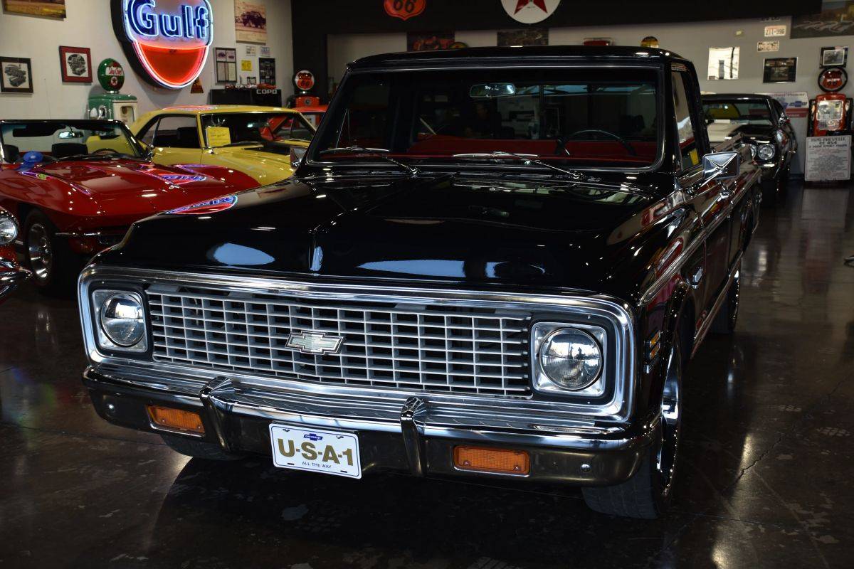 Chevrolet-c10-1971-black-9