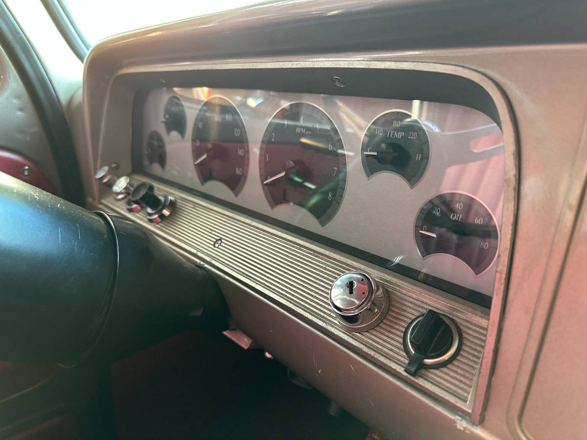 Chevrolet-c10-pickup-1965-14