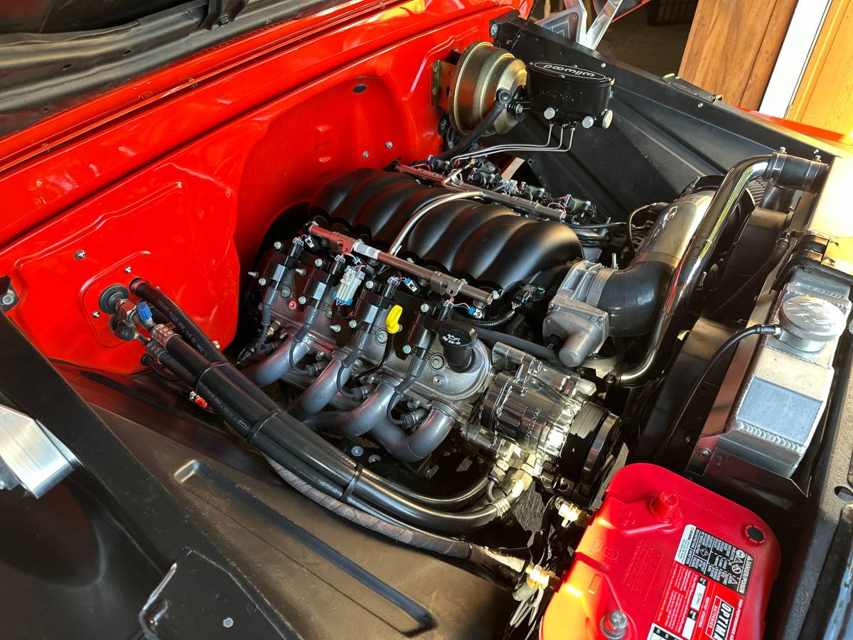 Chevrolet-c10-pickup-1965-16