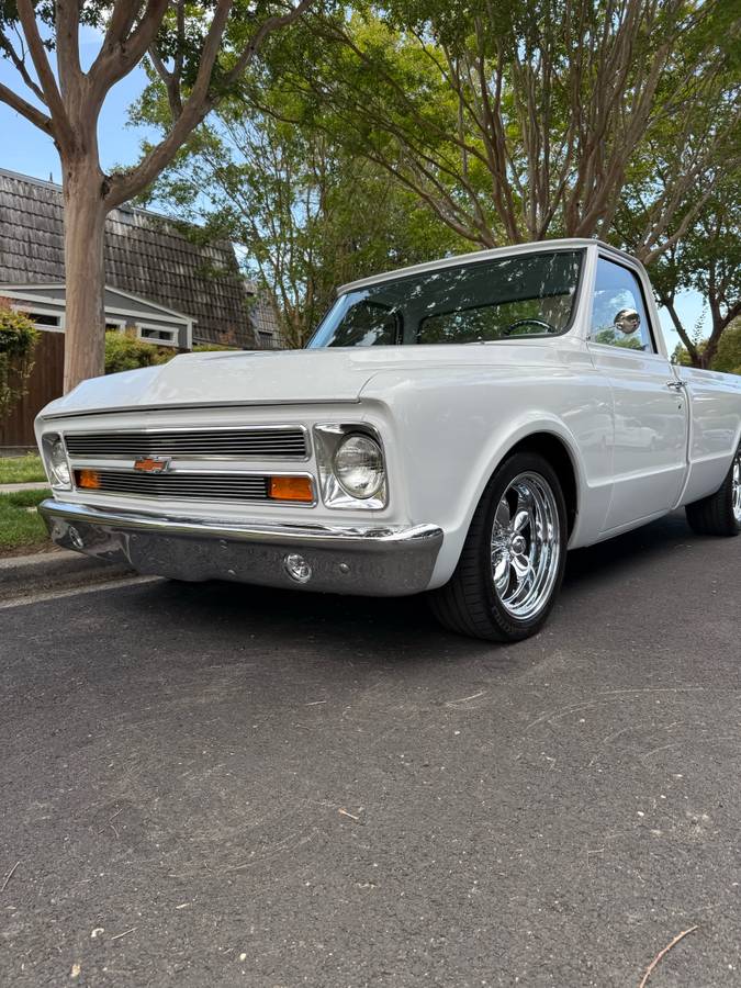 Chevrolet-c10-pickup-1968-white-3