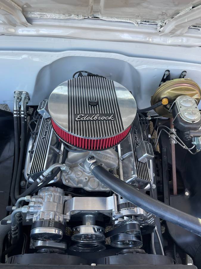 Chevrolet-c10-pickup-1968-white-9