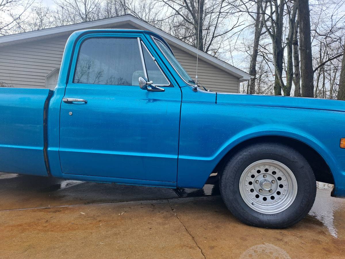 Chevrolet-c10-pickup-1972-6