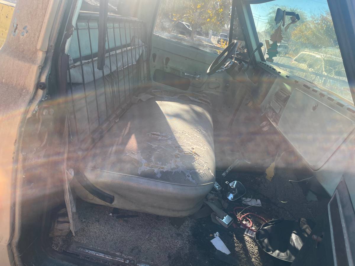 Chevrolet-c10-pickup-1972-yellow-4