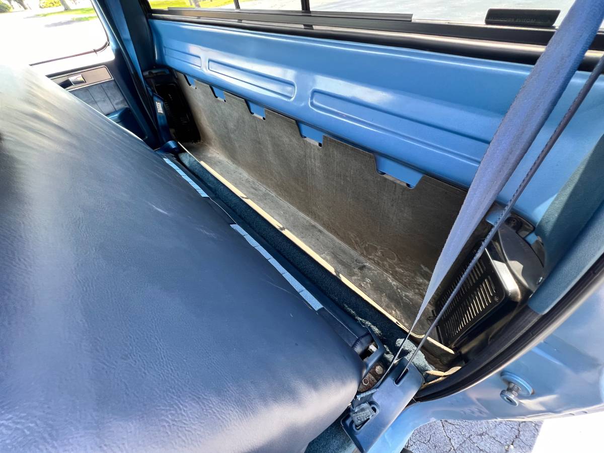 Chevrolet-c10-pickup-1987-18