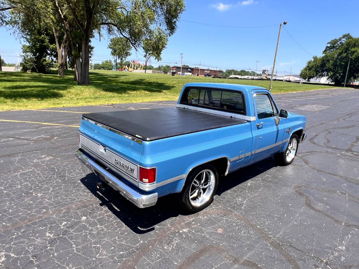 Chevrolet-c10-pickup-1987-8