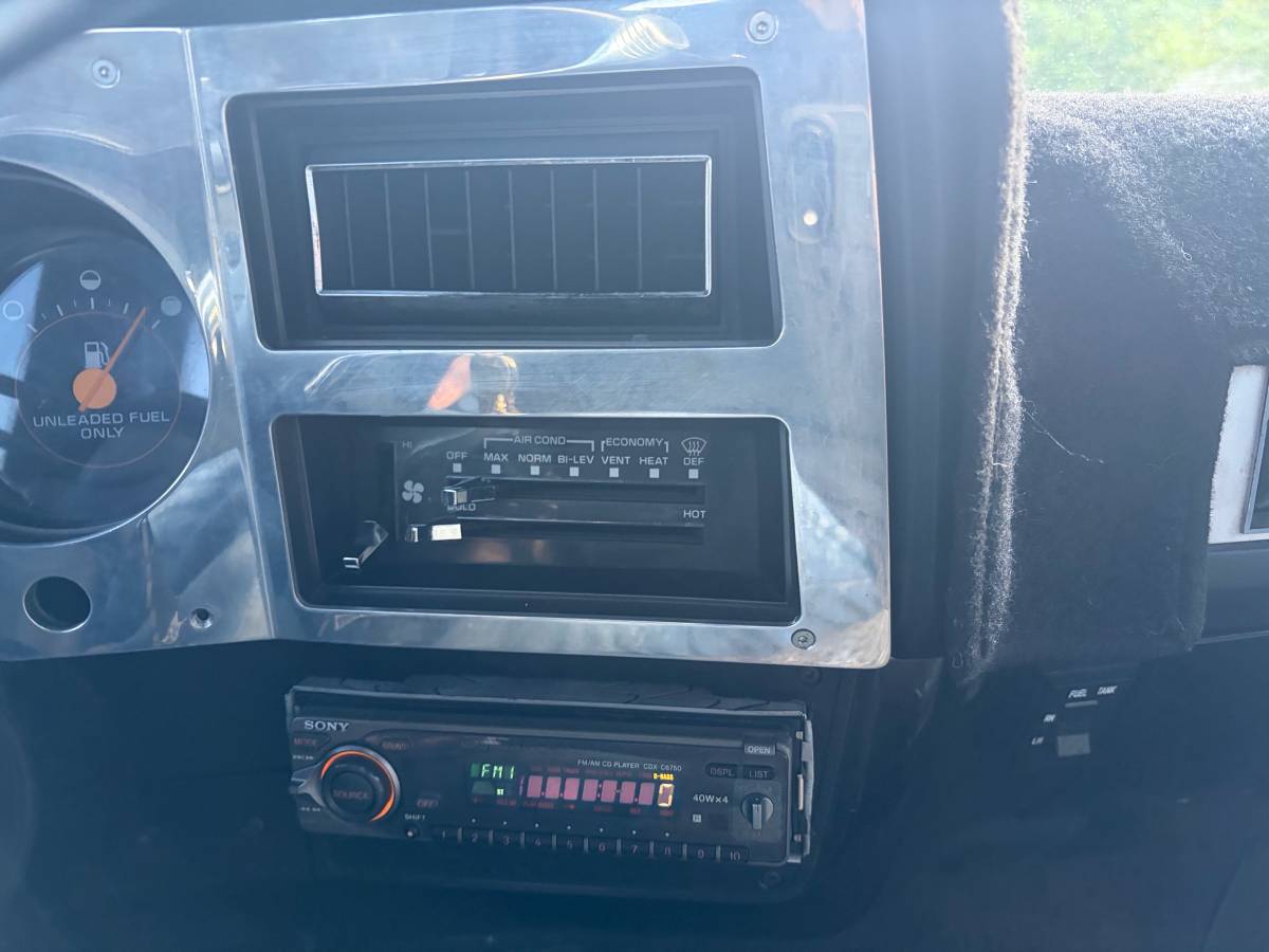 Chevrolet-c10-pickup-1987-black-16