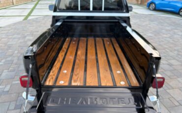 Chevrolet-c10-pickup-1987-black-17