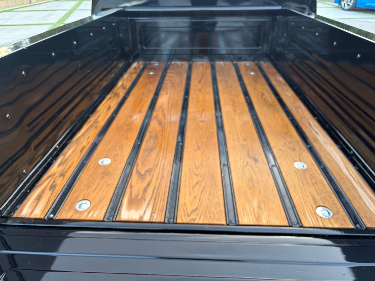 Chevrolet-c10-pickup-1987-black-18