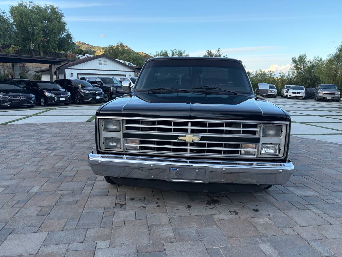 Chevrolet-c10-pickup-1987-black-6