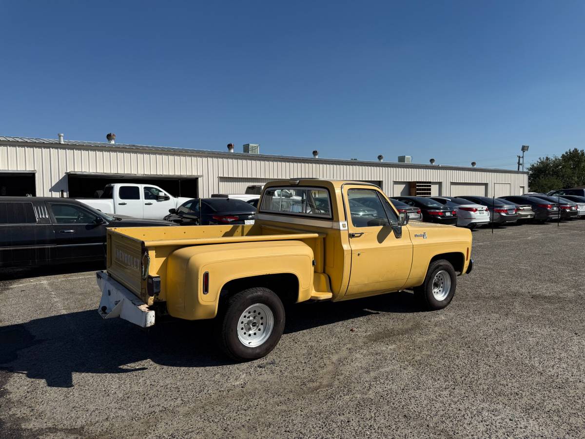 Chevrolet-c10-scottsdale-1977-yellow-6