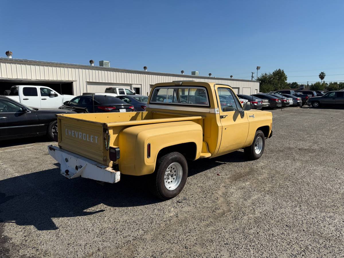 Chevrolet-c10-scottsdale-1977-yellow-9