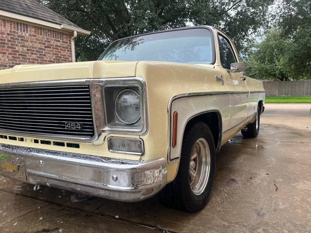 Chevrolet-c10-silverado-lwb-1975-custom-2