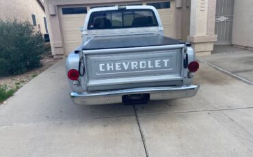 Chevrolet-c10-stepside-1973-silver-1