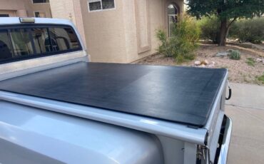 Chevrolet-c10-stepside-1973-silver-2