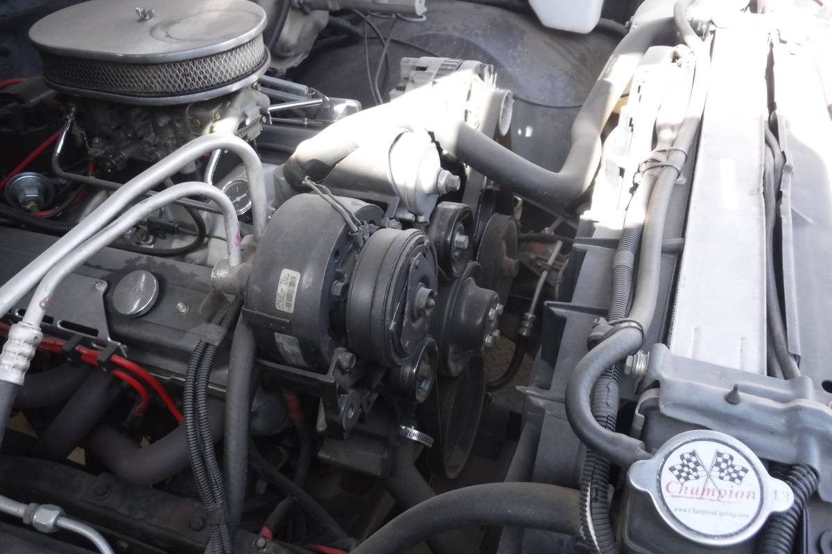 Chevrolet-c10-swb-1984-brown-9