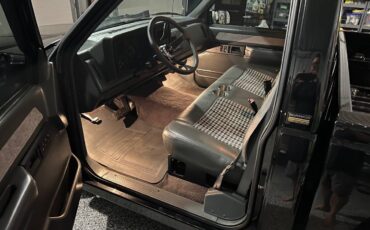 Chevrolet-c1500-1989-black-13