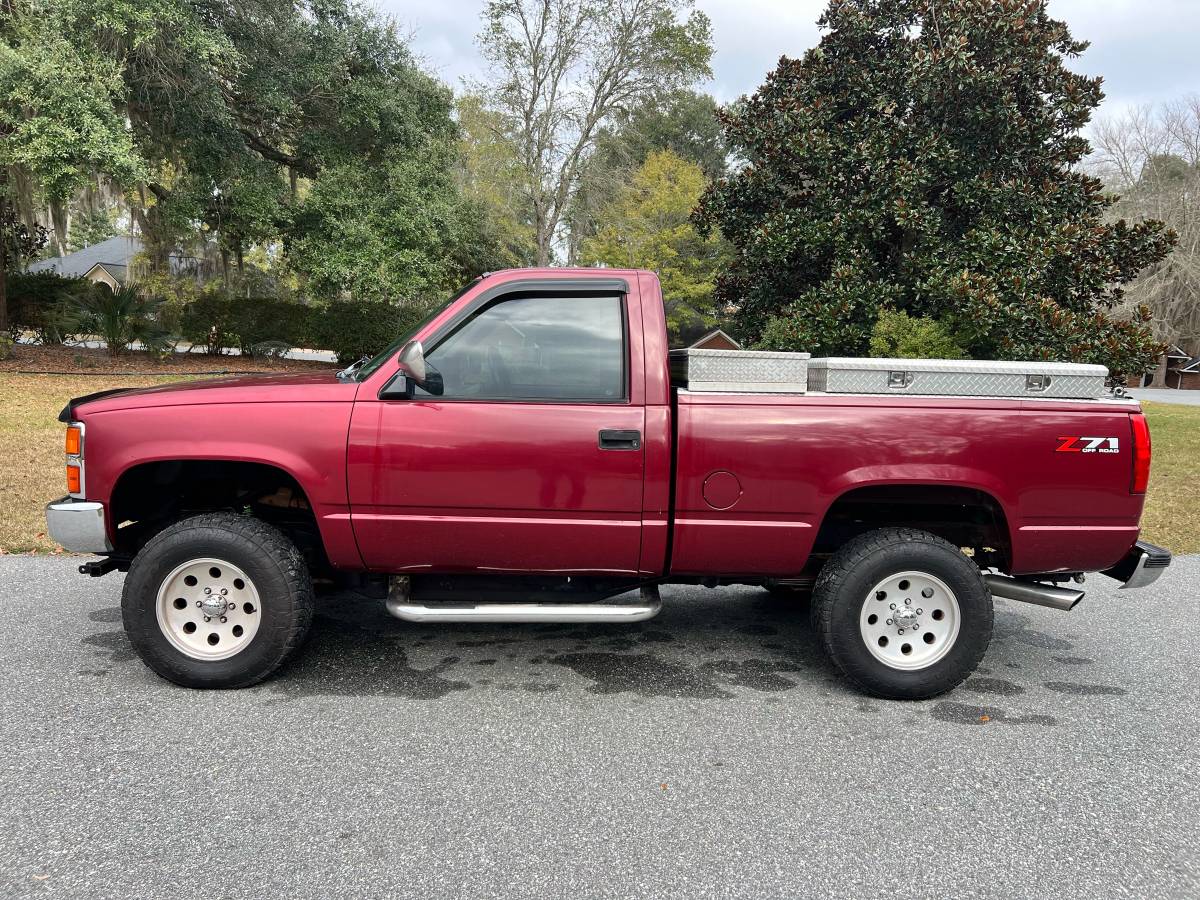 Chevrolet-c1500-1989-red-1