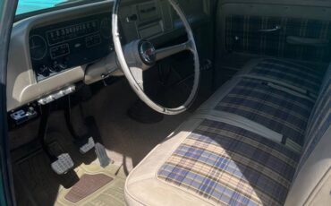 Chevrolet-c30-1964-green-6