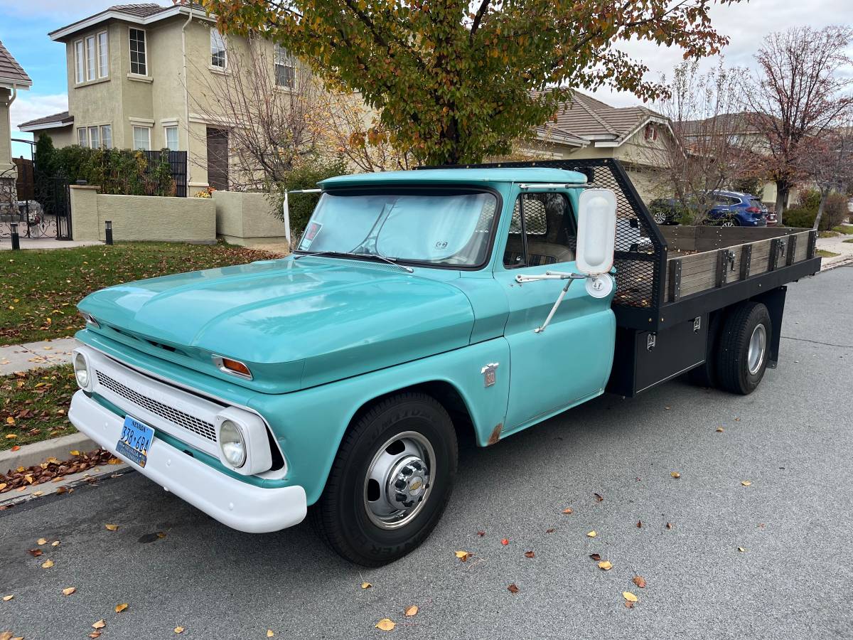Chevrolet-c30-1964-green-8