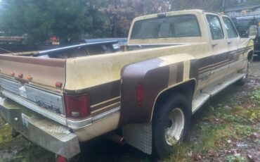 Chevrolet-c30-1986-brown-2