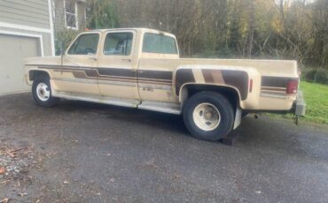 Chevrolet-c30-1986-brown