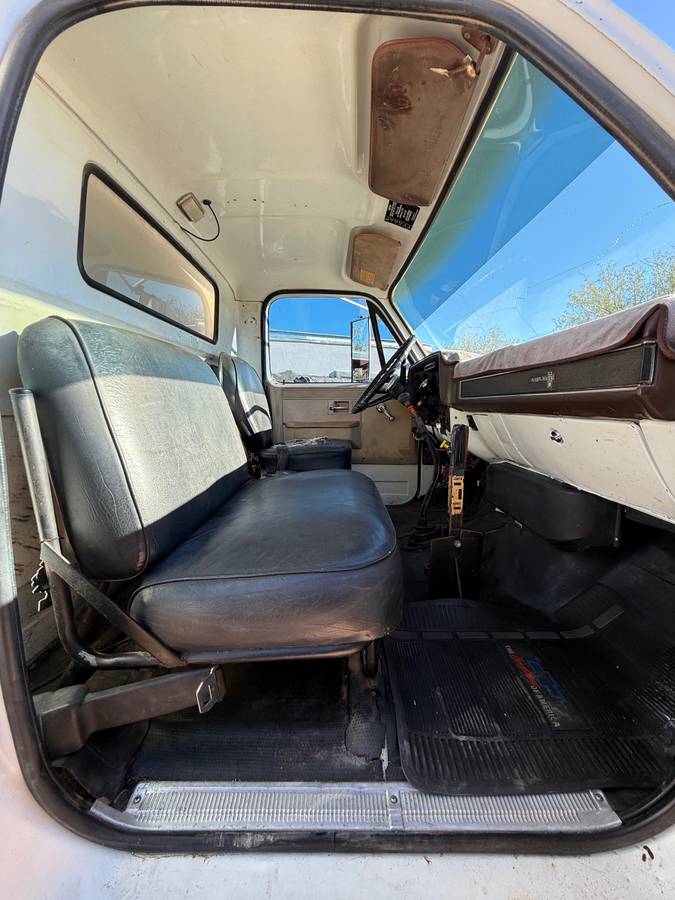 Chevrolet-c7000-1986-3