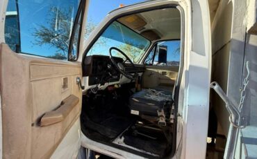 Chevrolet-c7000-1986-4