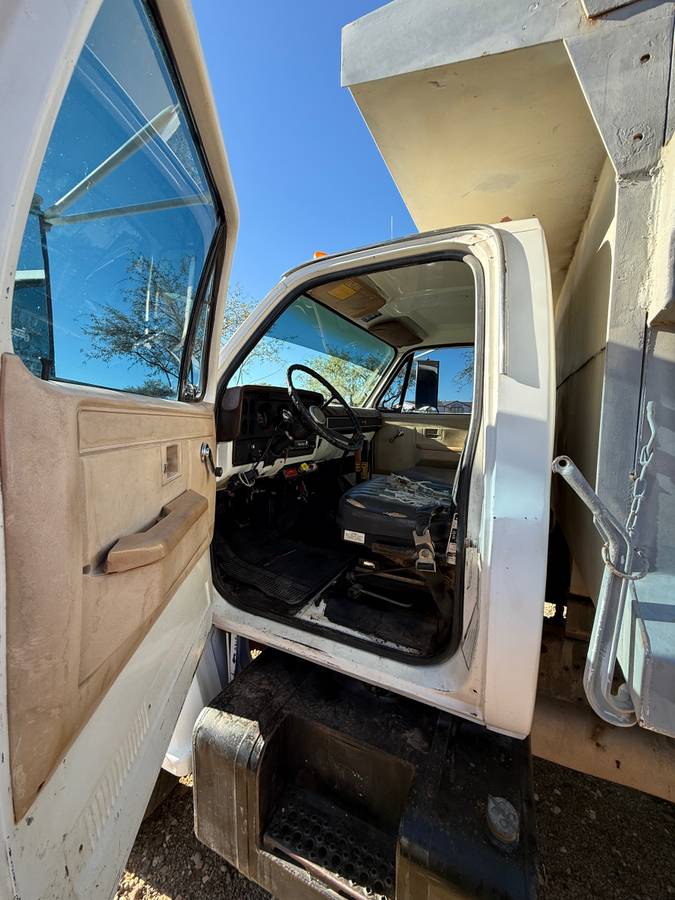 Chevrolet-c7000-1986-4