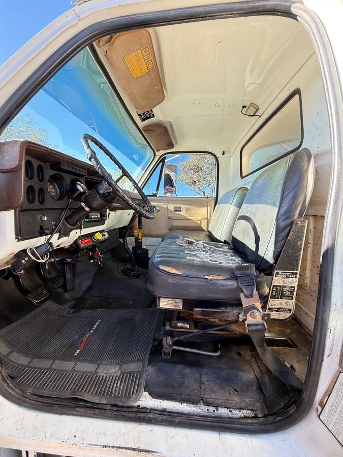 Chevrolet-c7000-1986-5