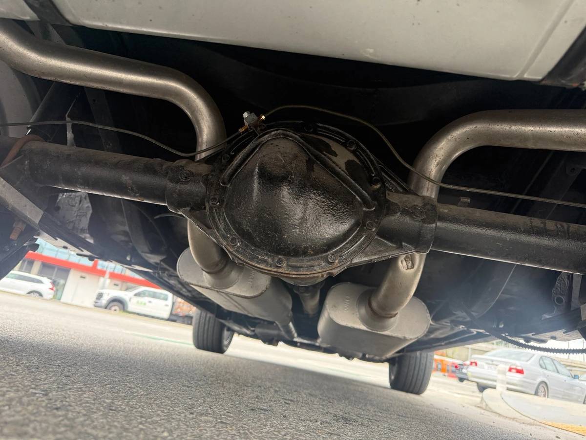 Chevrolet-camaro-1967-purple-12