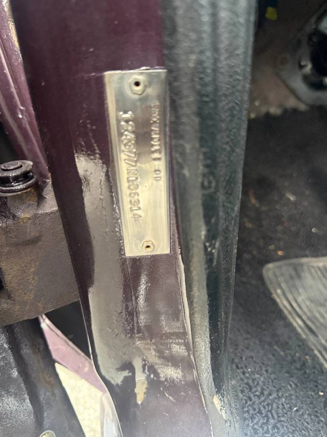 Chevrolet-camaro-1967-purple-16