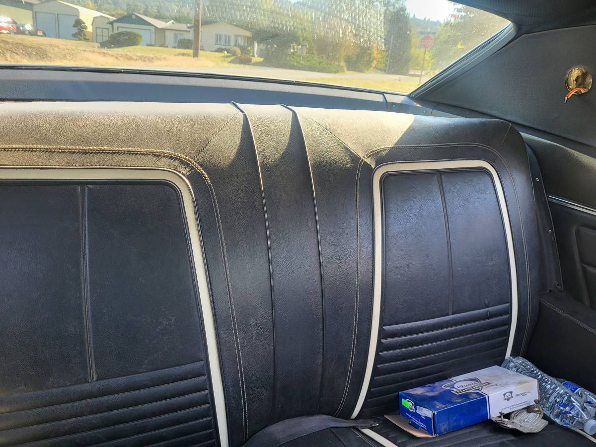 Chevrolet-camaro-1967-purple-4