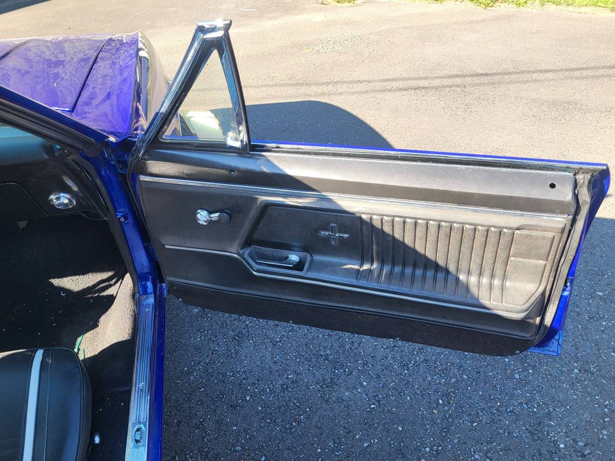 Chevrolet-camaro-1967-purple-5