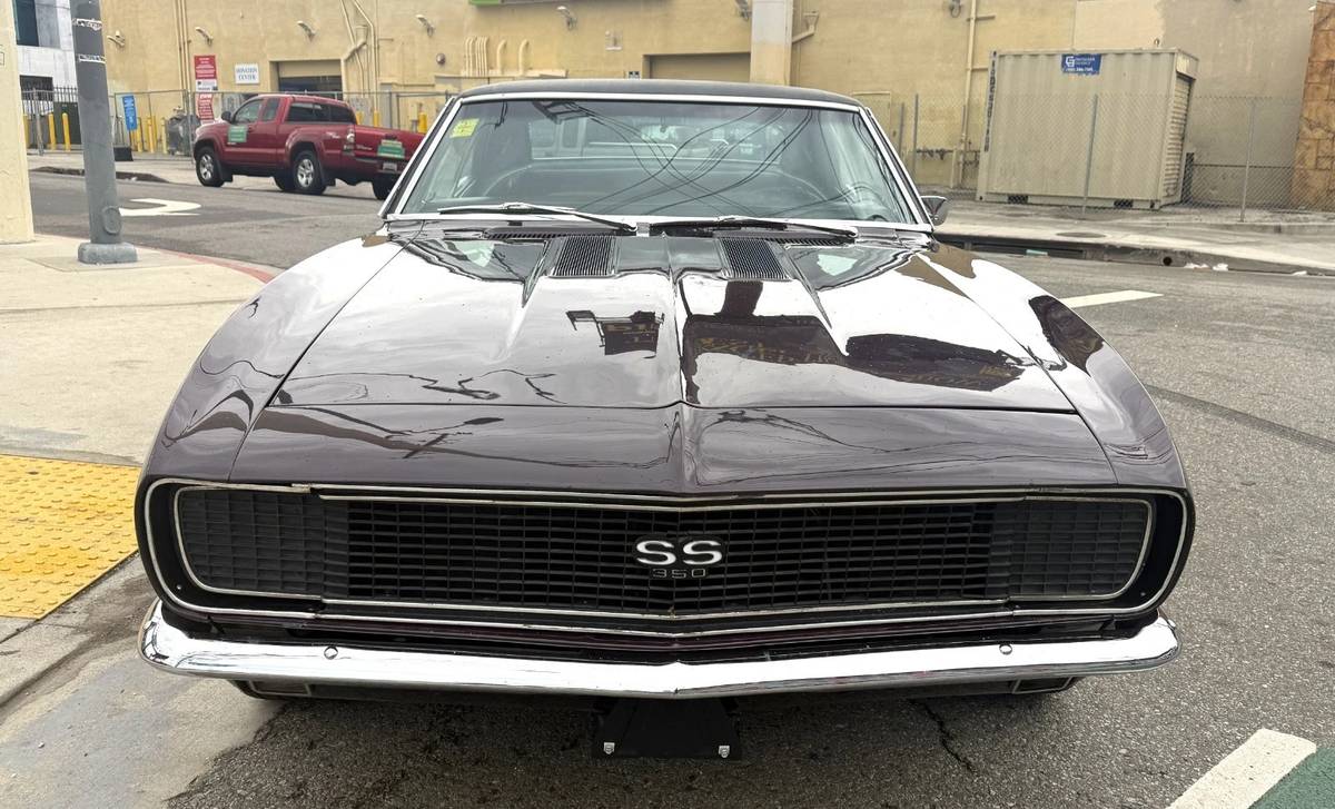 Chevrolet-camaro-1967-purple-6