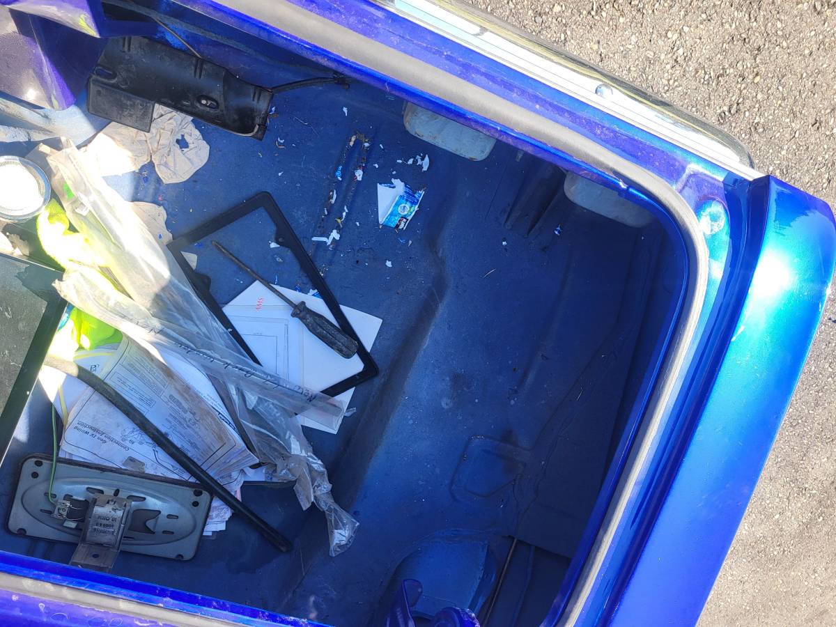 Chevrolet-camaro-1967-purple-8