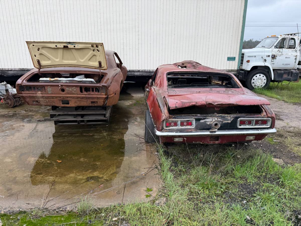 Chevrolet-camaro-1967-white-10