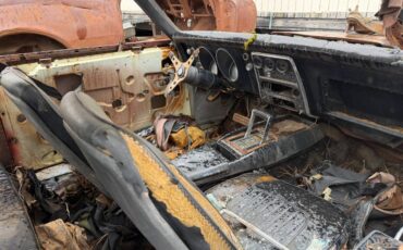 Chevrolet-camaro-1967-white-15