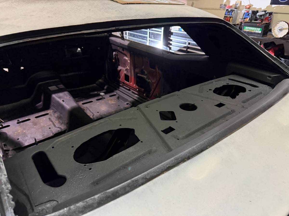 Chevrolet-camaro-1967-white-4