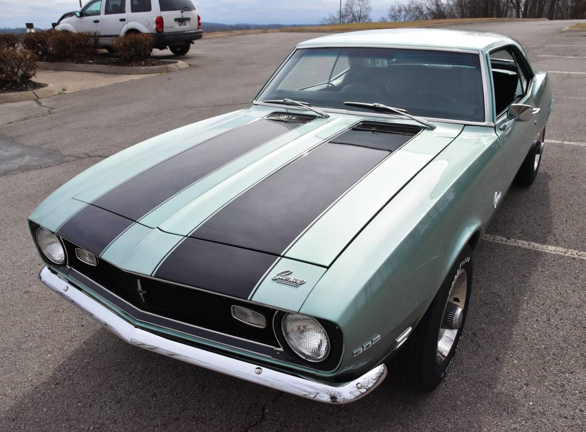 Chevrolet-camaro-1968-green-1