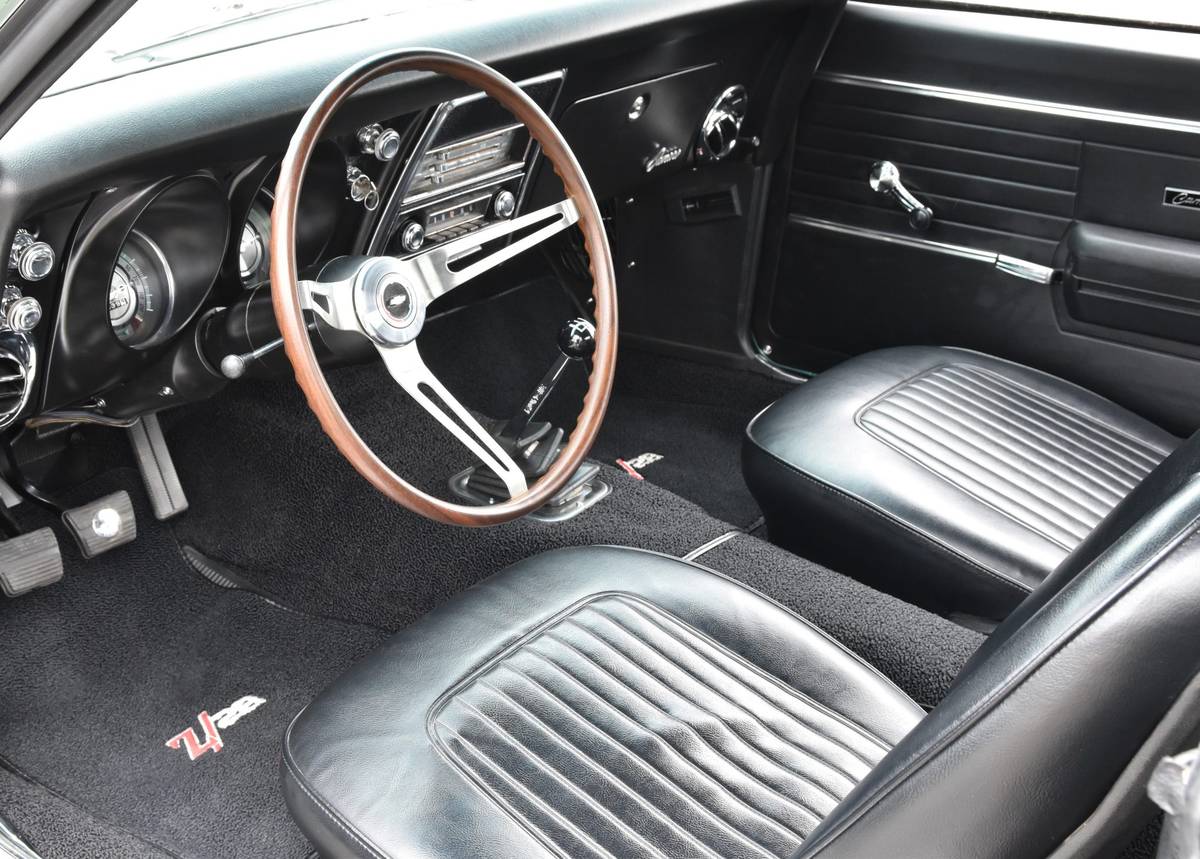 Chevrolet-camaro-1968-green-5