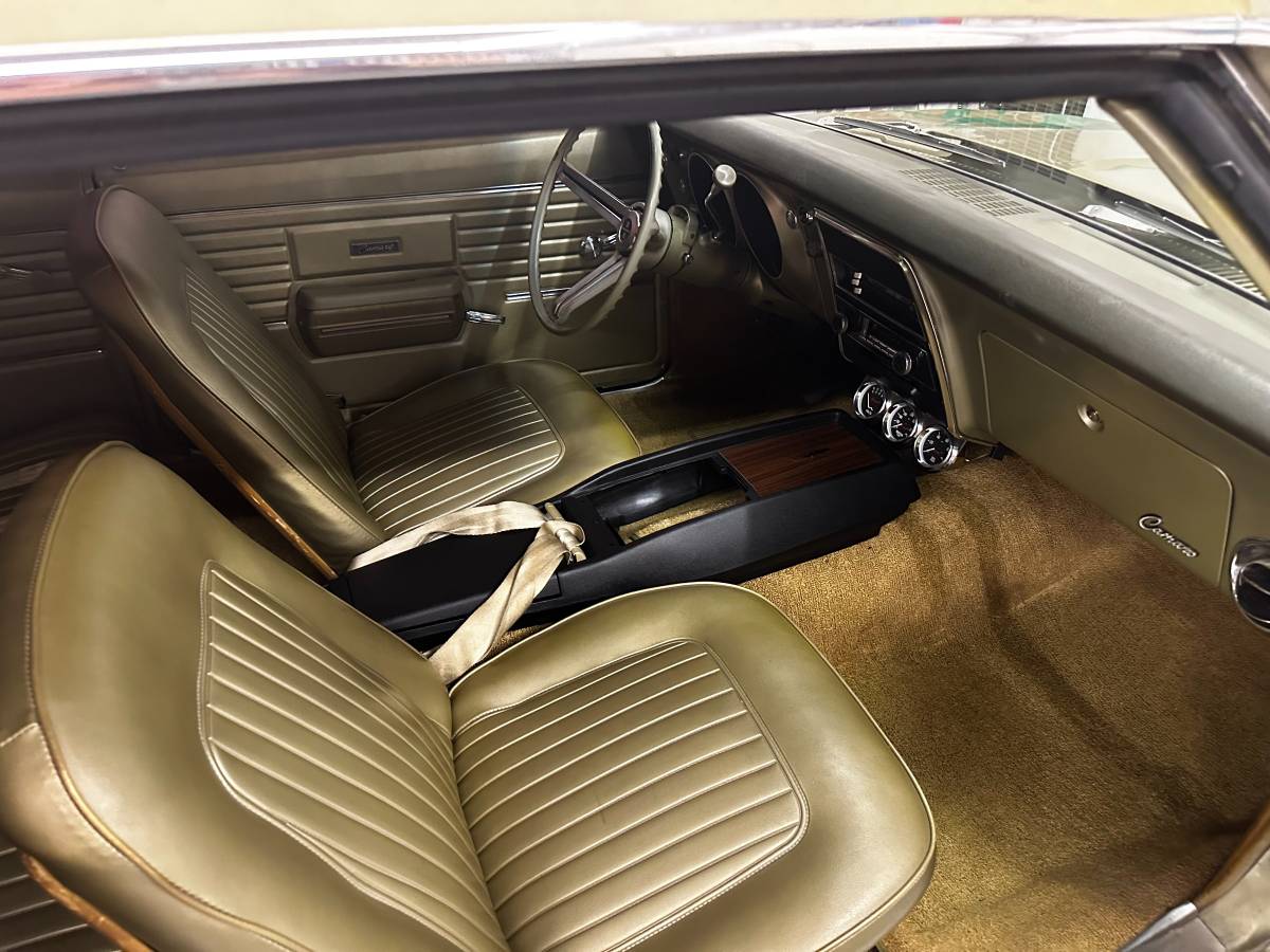 Chevrolet-camaro-1968-green-6