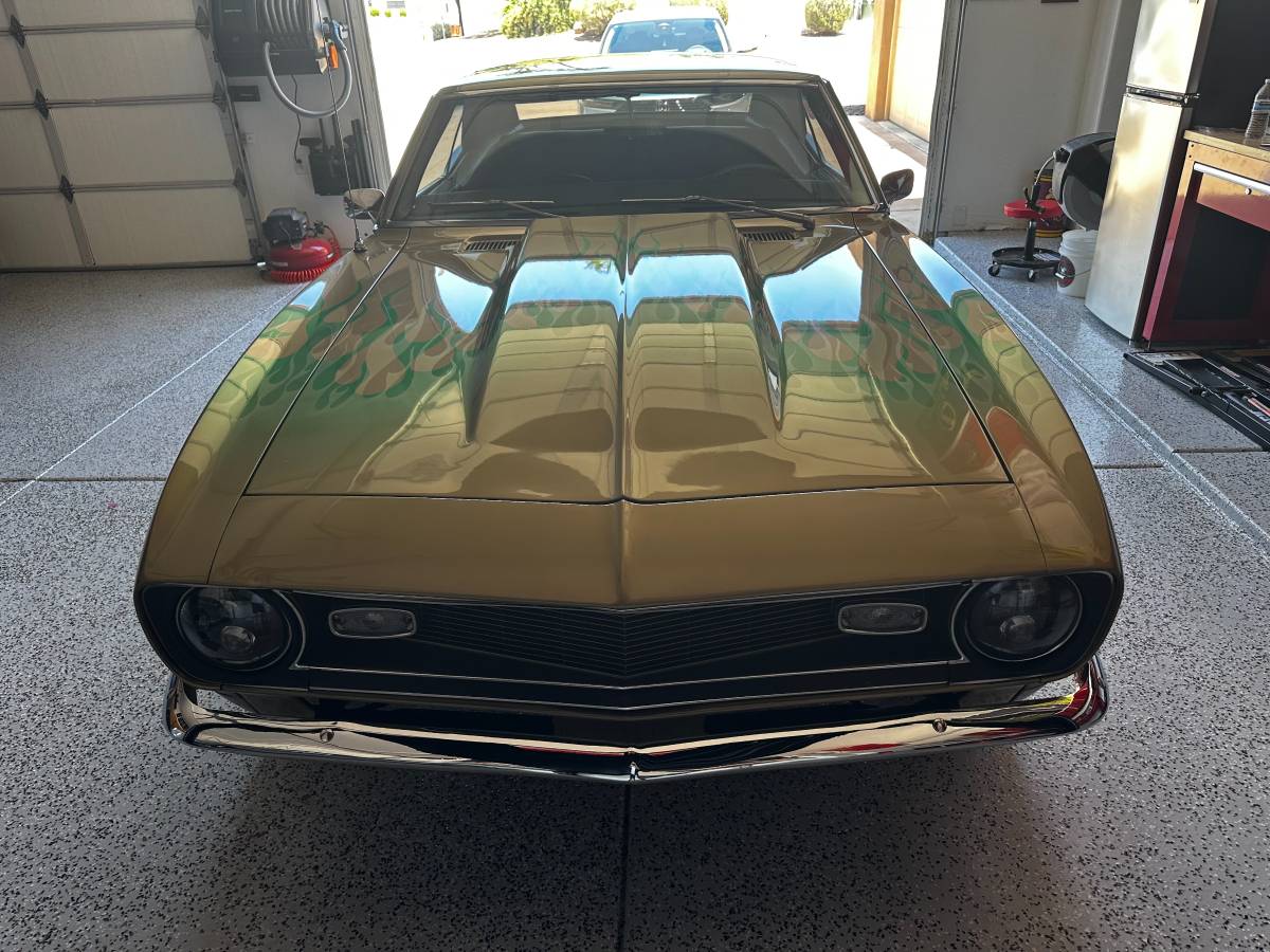 Chevrolet-camaro-1968-green-7