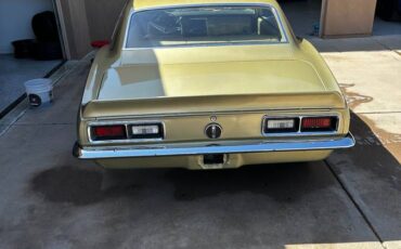 Chevrolet-camaro-1968-green-9