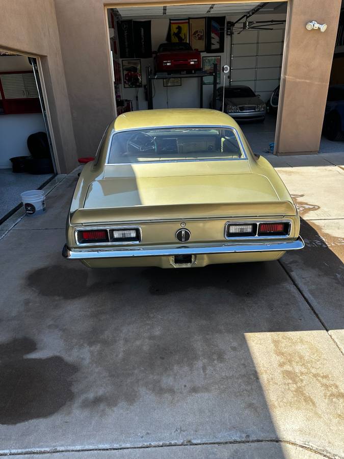 Chevrolet-camaro-1968-green-9