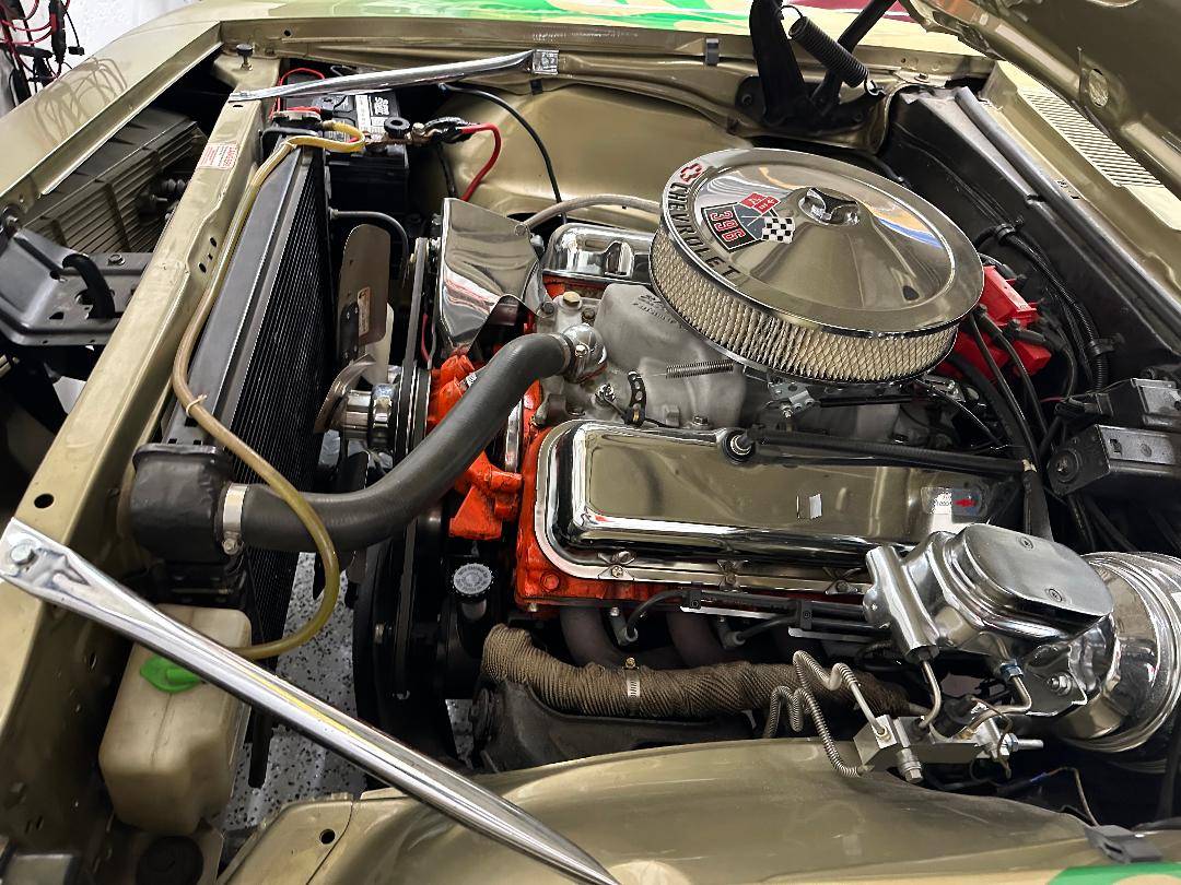 Chevrolet-camaro-1968-green