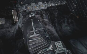 Chevrolet-camaro-1968-purple-12