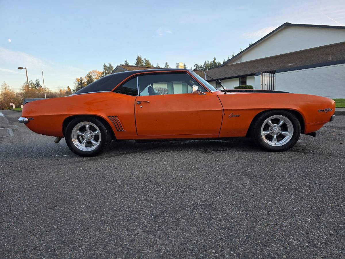 Chevrolet-camaro-1969-10